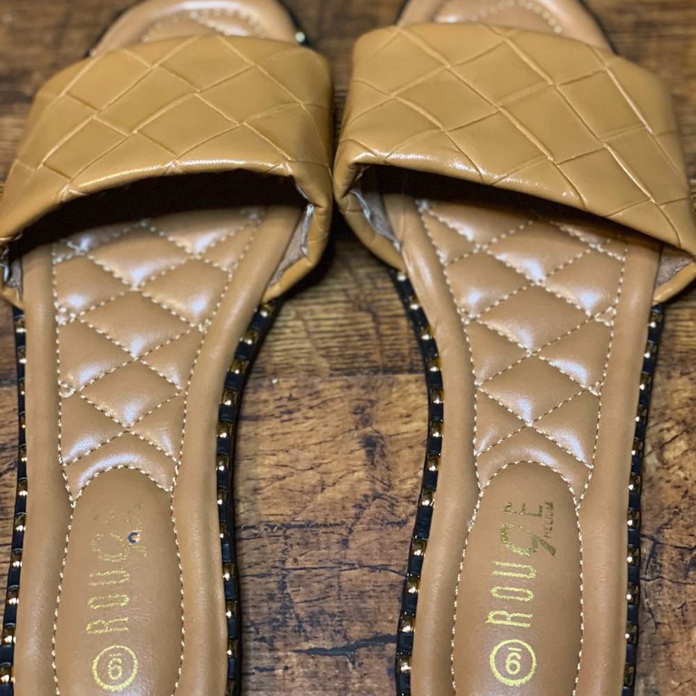 Slide Sandals - Picture 3 of 4